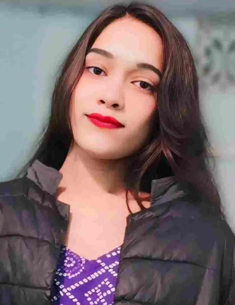 छत्तीसगढ़ : इंस्टाग्राम पर लाइव आकर युवती ने लगाई फांसी…