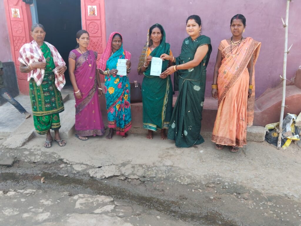 ग्राम पंचायत करलागुड़ा की महिला सरपंच प्रत्याशी योगनीता मांझी ने दिया सशक्त विकास का संदेश, चुनाव जीतने पर प्राथमिकता बनेगा पंचायत का समग्र उत्थान…