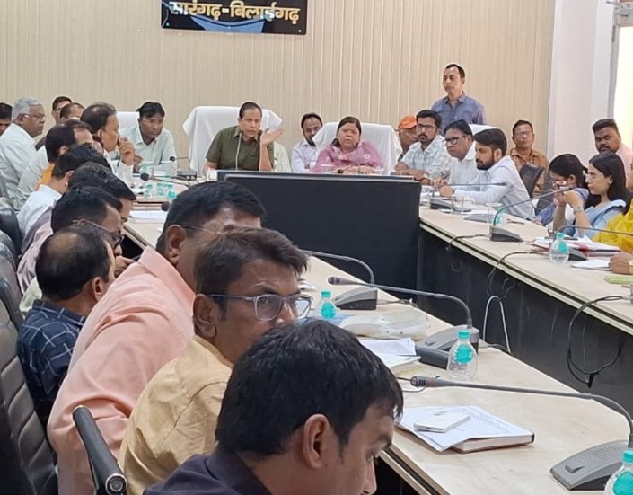 सारंगढ़ : चाइनीज मांझा पर कार्यवाही करें पुलिस और सीएमओ : कलेक्टर धर्मेश साहू…कलेक्टर ने जिले के सभी कार्यों का समीक्षा किया…