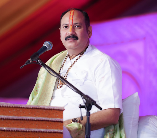 बड़ी खबर : प्रसिद्ध कथा वाचक पंडित प्रदीप मिश्रा की कथा स्थगित…